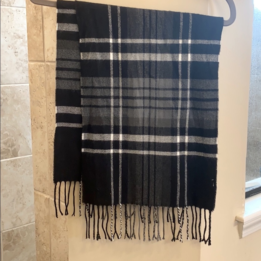 Plaid scarf